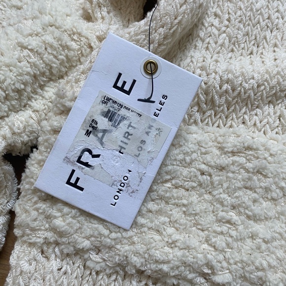 Frame Chunky Knit Sweater - Picture 7 of 8